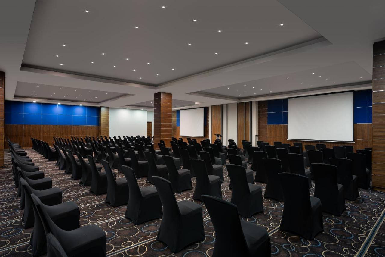 Premier Hotel Midrand Exteriör bild