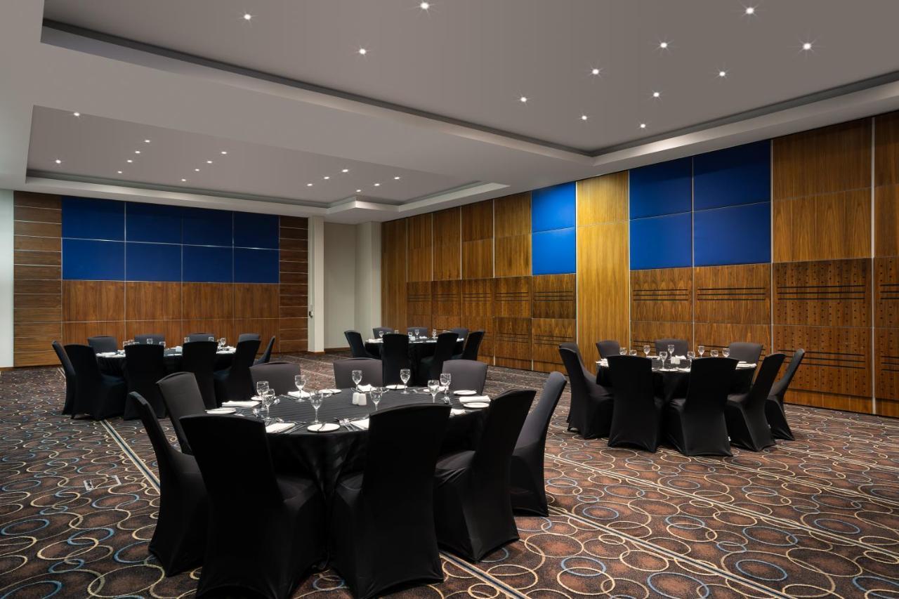 Premier Hotel Midrand Exteriör bild