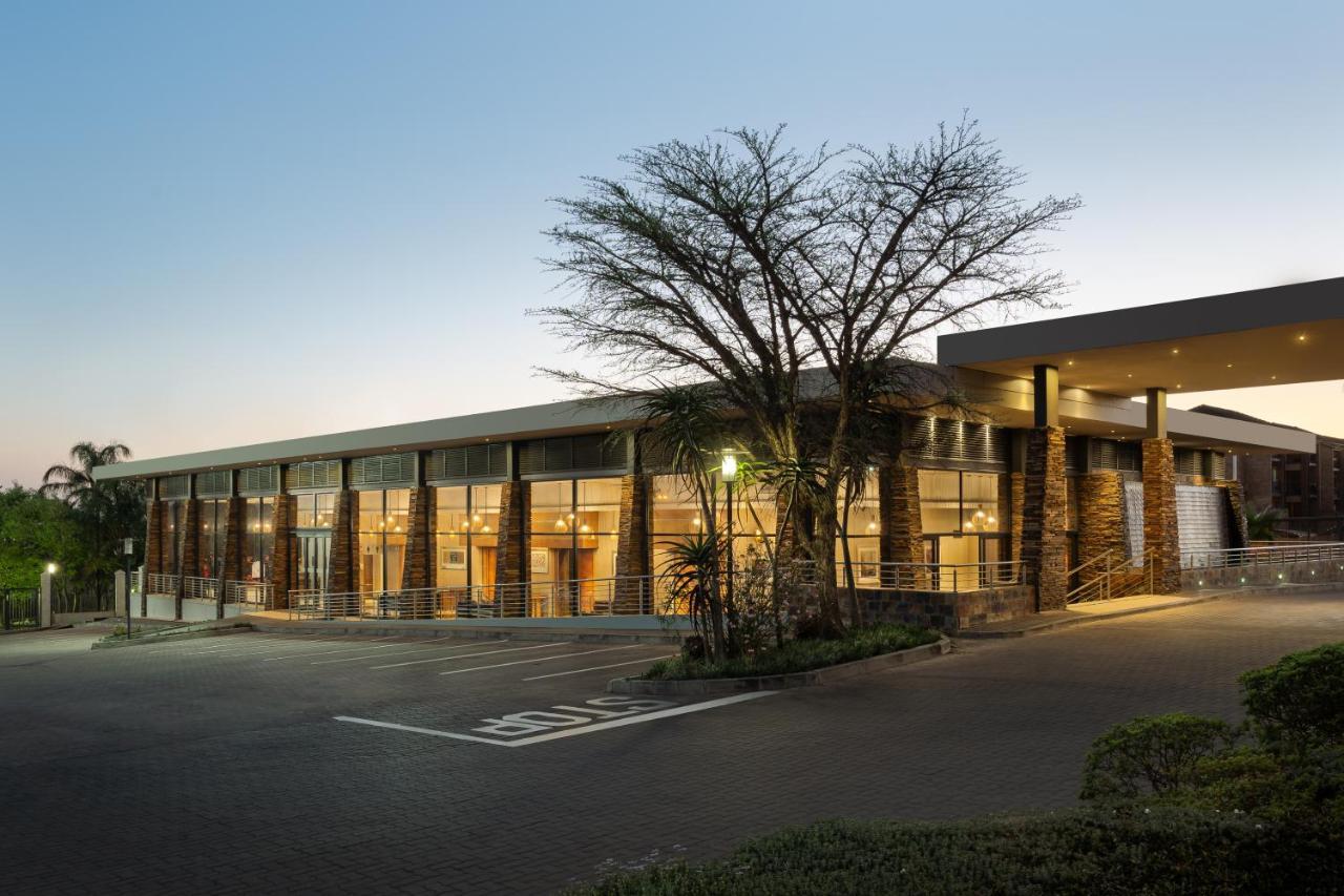 Premier Hotel Midrand Exteriör bild