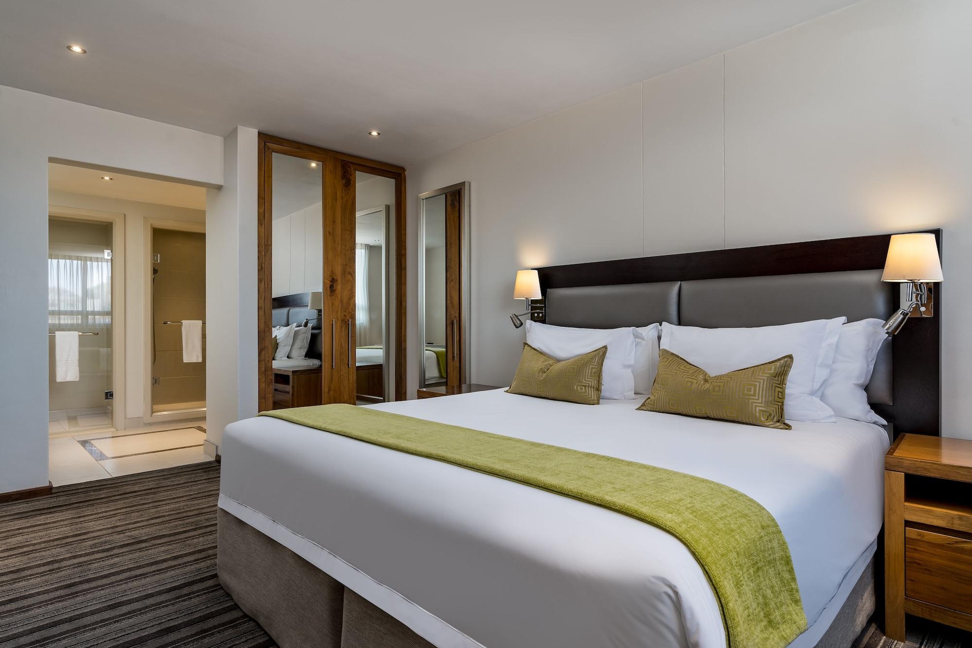 Premier Hotel Midrand Exteriör bild