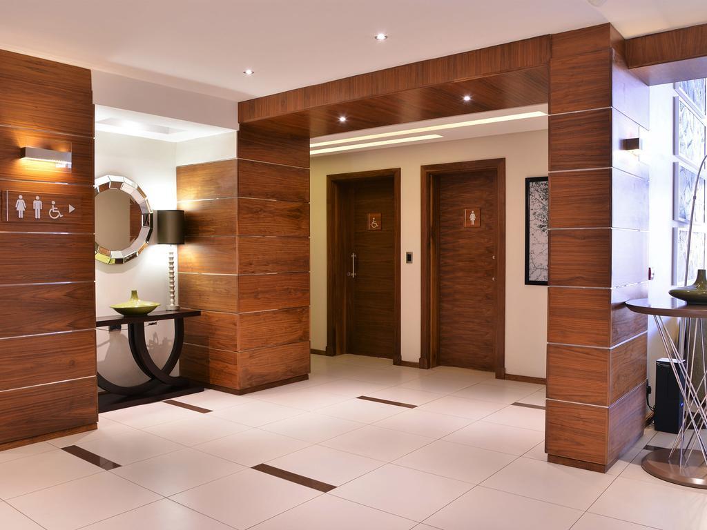 Premier Hotel Midrand Exteriör bild