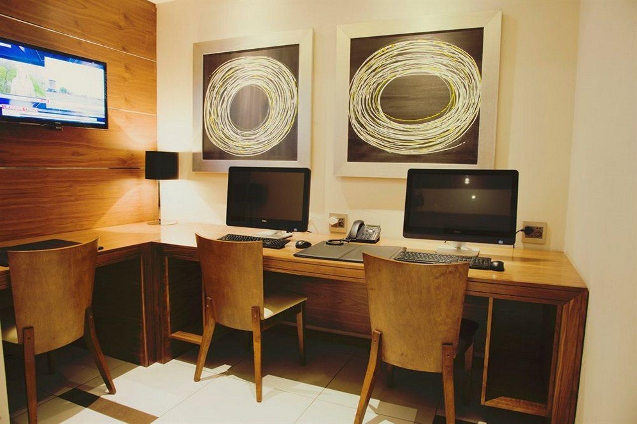 Premier Hotel Midrand Exteriör bild